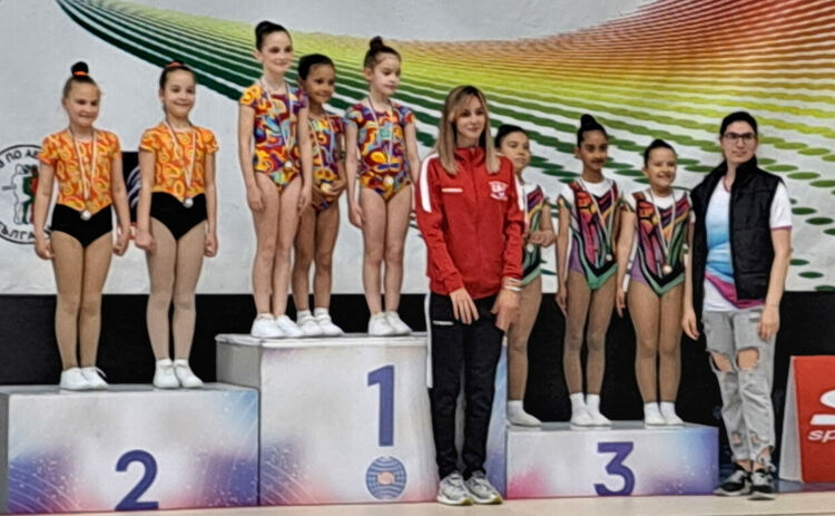 Куп медали за спортните таланти на &bdquo;Виолена&ldquo; от три състезания