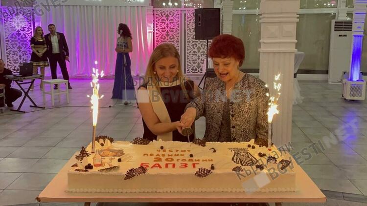 Професионалистите по здравни грижи  от областта отбелязаха тържествено професионалния си празник