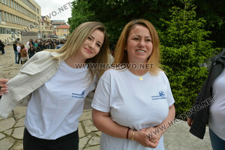 Николета Карчева е първенец на випуска във ФСГ, Станко Станкев – учител на годината