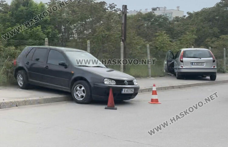 3 коли катастрофираха в “Орфей”, двете излетяха на тротоара