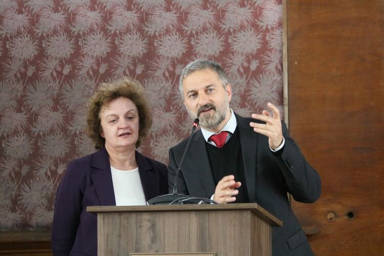  Специална церемония в тържествената зала на Минната дирекция за зрелостници от ГПЧЕ „Симеон Радев“