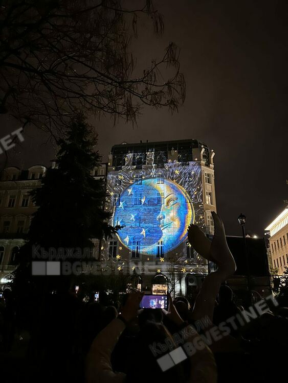 Ликът на успелия кърджалиец Никола Ликов освети центърът на София по инициатива на британското посолство