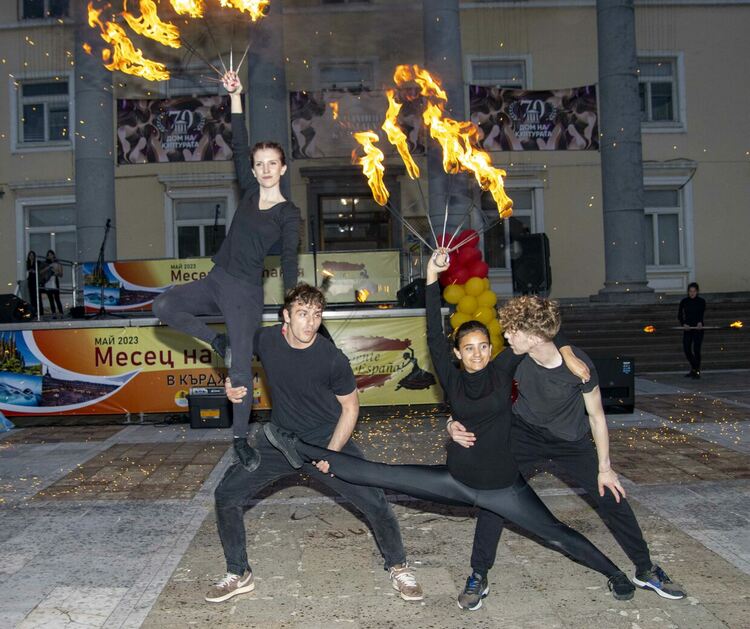 Концерт "Почувствай Испания" събра талантите на Кърджали