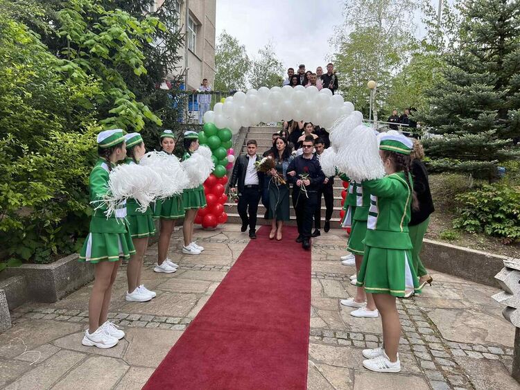 Гимназия по туризъм изпрати абитуриентите на випуск 2023 