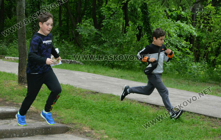 „Компас“ отбеляза Световния ден на ориентирането в парк „Ямача“