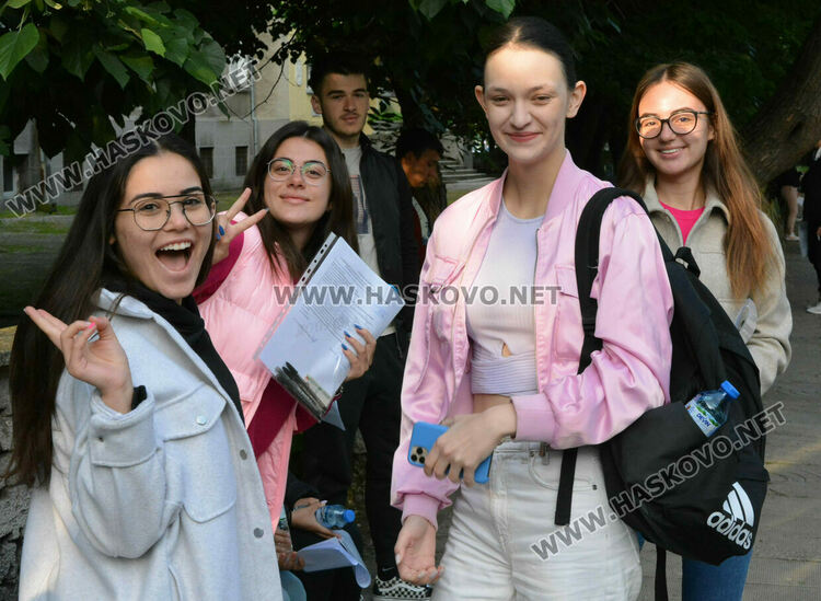 Изпитният вариант за матурата по БЕЛ вече е ясен. 1541 зрелостници в Хасковска област се явяват на изпит
