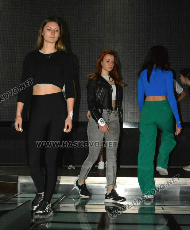 11 красавици ще спорят в Хасково за „Мис България“ 