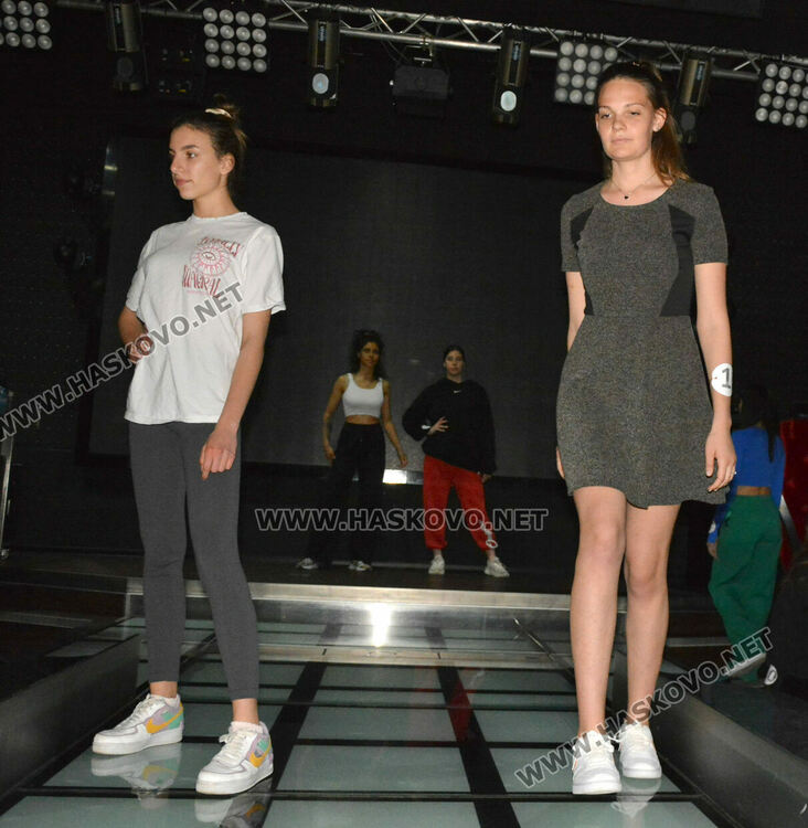 11 красавици ще спорят в Хасково за „Мис България“ 