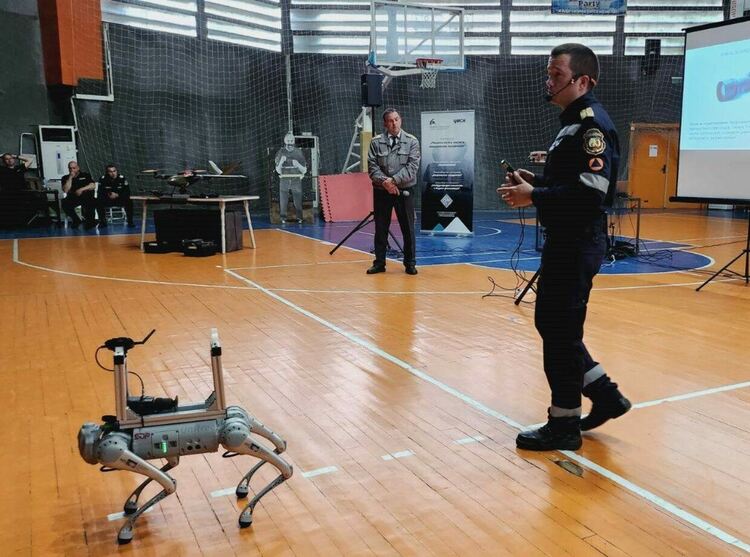 Пожарникари от Хасково и Пловдив  демонстраха иновативни технологии