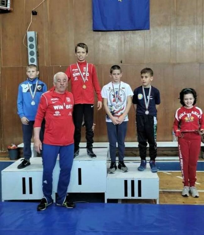 Денислав Тенчев с бронзов медал  на Държавното  за деца в класическия стил