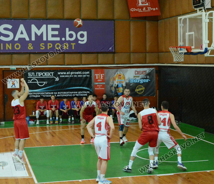 Триумф за юношите на баскетболния “Хасково”