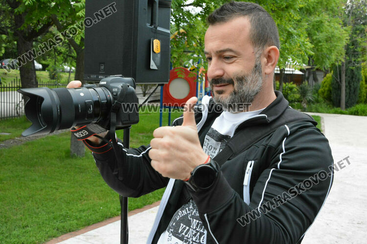 Абитуриентите на ПГМЕТ "Стойчо и Кица Марчеви“ празнуват днес