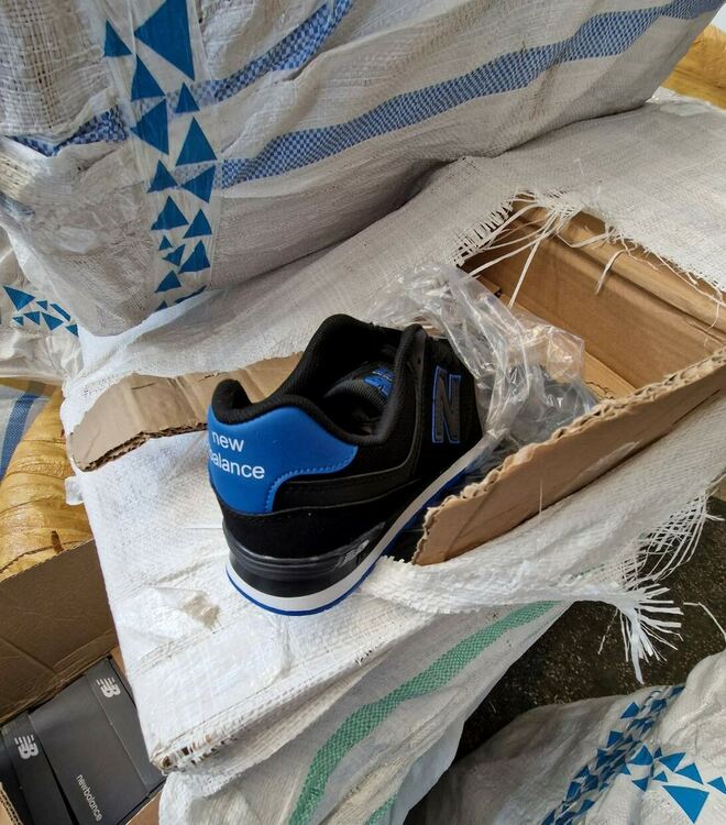 Над 75 000 „маркови“ стоки задържаха митническите служители на МП Капитан Андреево