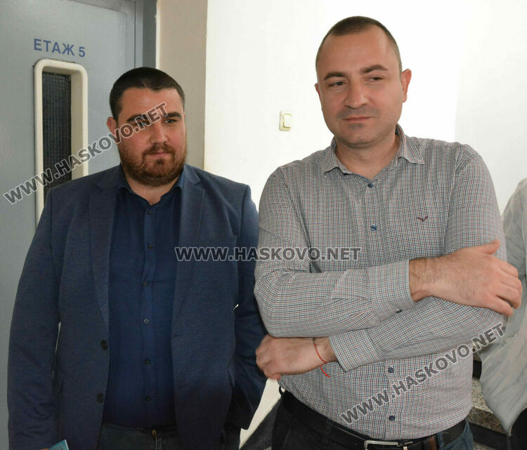 Инж. Лозко Лозев /вляво/ и инж. Божидар Желязков