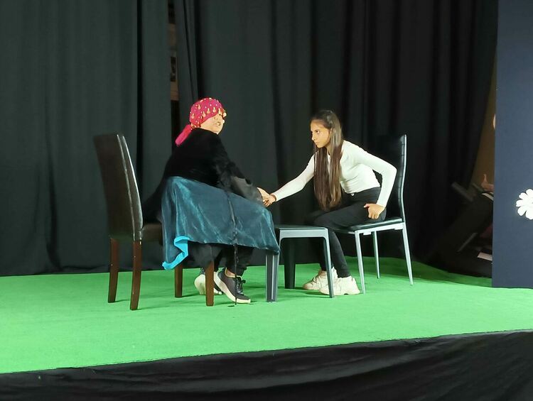 Яна Борисова вдъхнови театралите от Дебърското училище