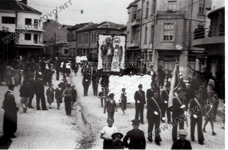 Ученици в Хасково вдигат бунт на 24 май заради репресии срещу учителите им