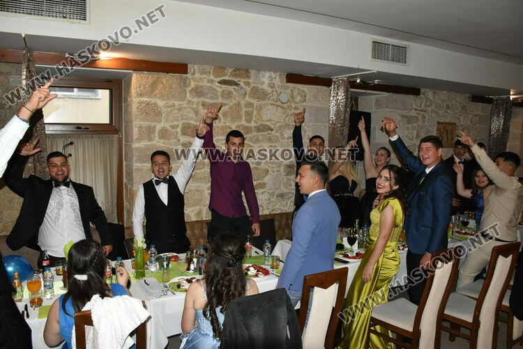 Звезден час за абитуриентите от Хасково