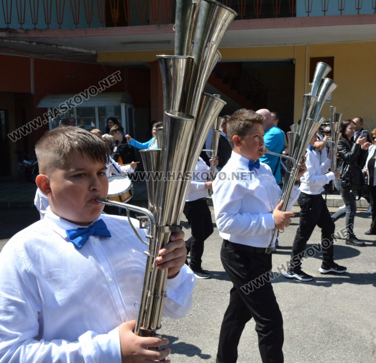 Учениците на годината в Хасково получиха наградите си на тържествена церемония
