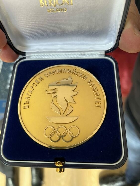 Музеят на ските и ски спорта в Чепеларе получи ценен подарък от БОК 