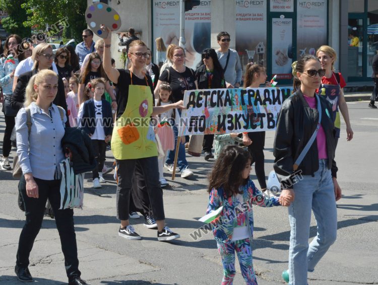 Учениците на годината в Хасково получиха наградите си на тържествена церемония