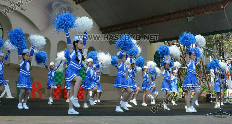 Учениците на годината в Хасково получиха наградите си на тържествена церемония