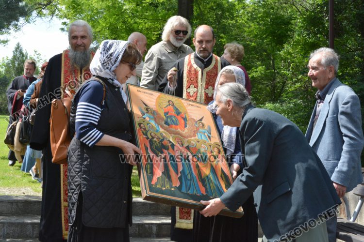 Литийно шествие и тържествен водосвет за Спасовден в Хасково