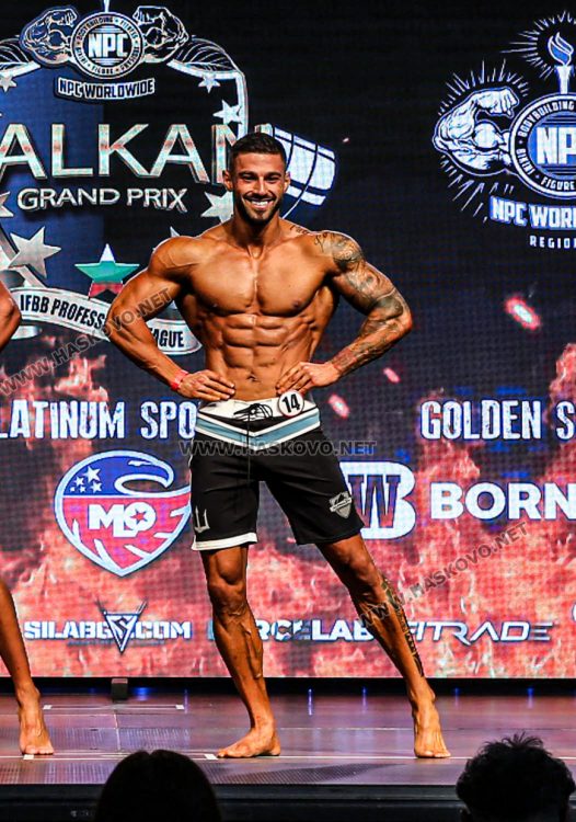 Хасковлията Даниел Георгиев се изстрелва към професионалния бодибилдинг след призово място на Balkan Grand Prix