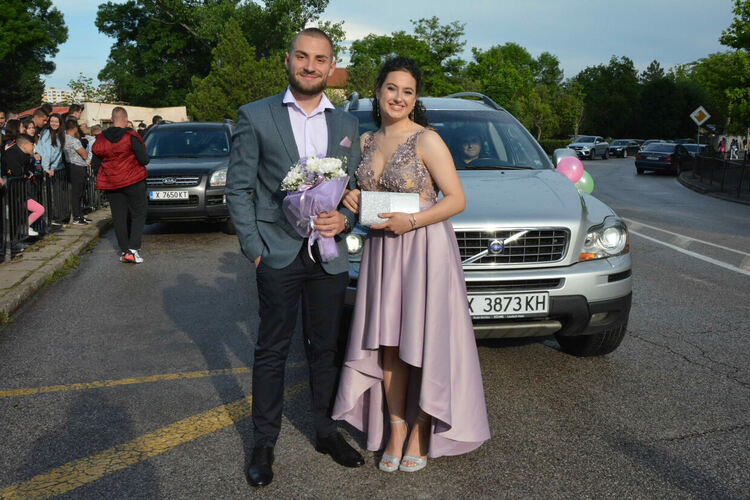 Бъдеще по вода очаква зрелостници на Природо-математическа гимназия