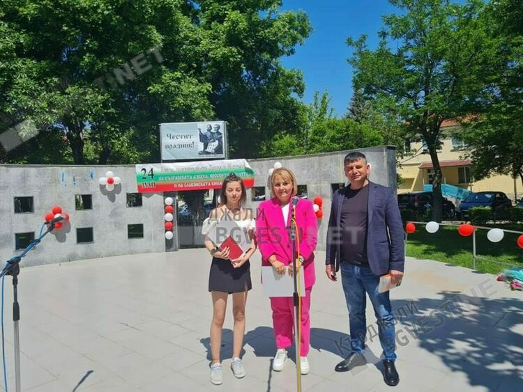 Ротари клуб Момчилград награди изявени ученици от общините Момчилград,Крумовград и Джебел