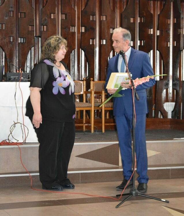 Отличиха най-изявените учители и културни дейци на Асеновград 