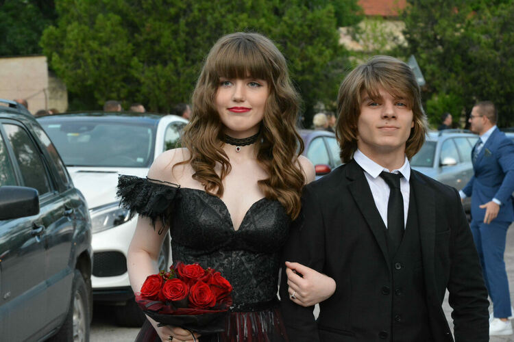 Бъдеще по вода очаква зрелостници на Природо-математическа гимназия