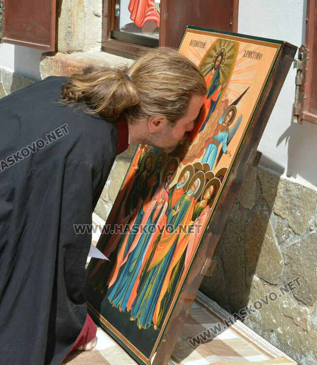 Литийно шествие и тържествен водосвет за Спасовден в Хасково