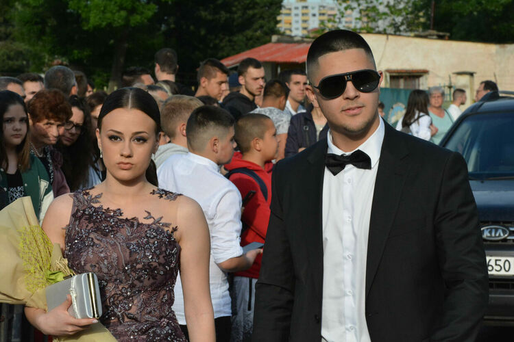 Бъдеще по вода очаква зрелостници на Природо-математическа гимназия