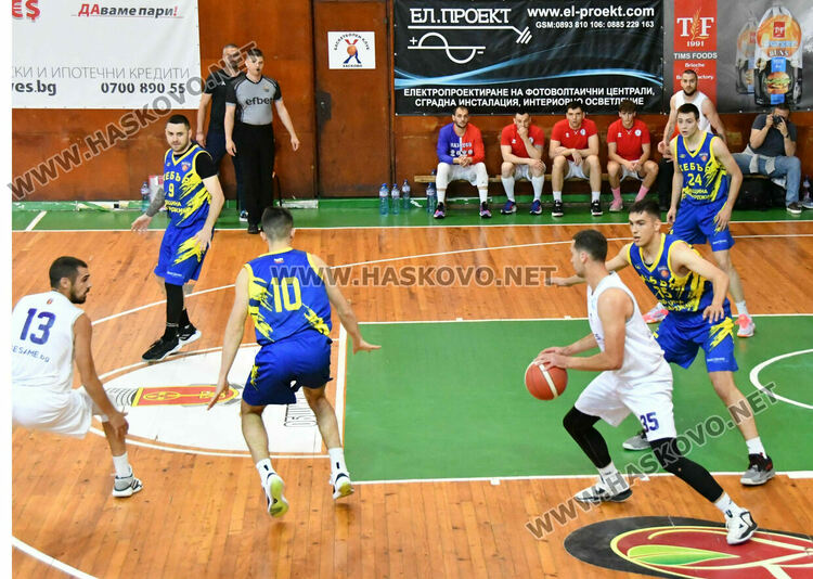 Баскетболистите на „Хасково“ разбиха „Хебър“ в среща реванш от финалната серия