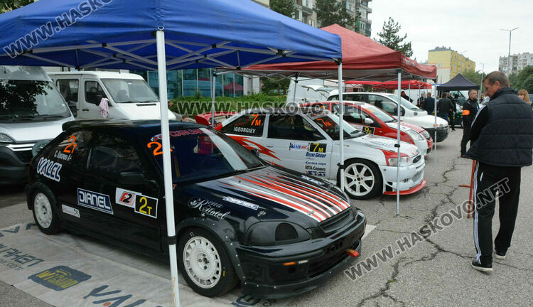 Започна рали шампионатът в „Орфей“, включи се и 75-годишен пилот с хасковски механик