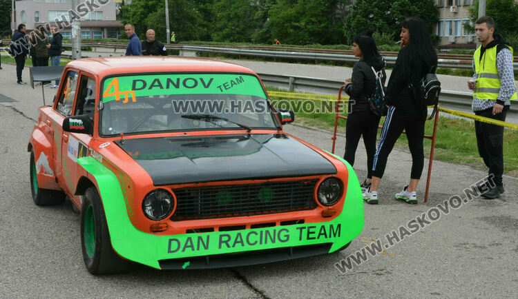 Започна рали шампионатът в „Орфей“, включи се и 75-годишен пилот с хасковски механик