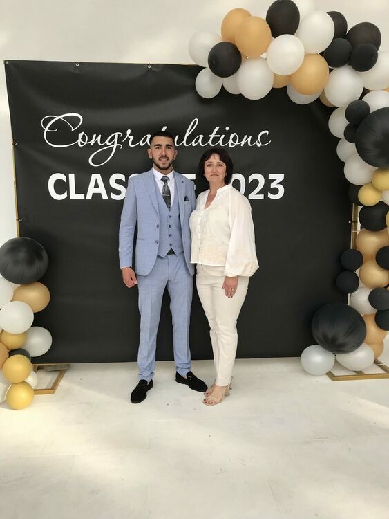 Доброволци на БМЧК от Джебел  подариха абитуриентски бал на свой съученик