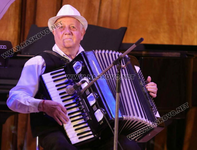 Хасковското читалище „Заря“ празнува 165 години