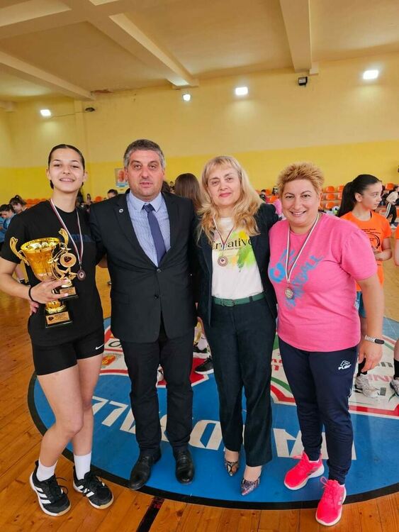 Хандбалистките на Хасково с бронз от държавните финали