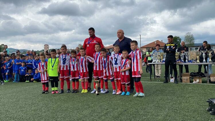 3 отборни купи за надеждите на ФК „Хасково“ от турнир в Кърджали