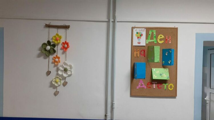 Творби на пловдивски ученици озариха Детско отделение