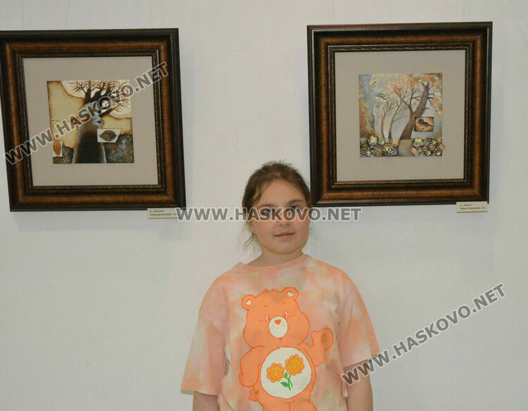 Школа „Колорит„ показаха картини в галерия „Форум“ в изложба, посветена на 1-ви юни