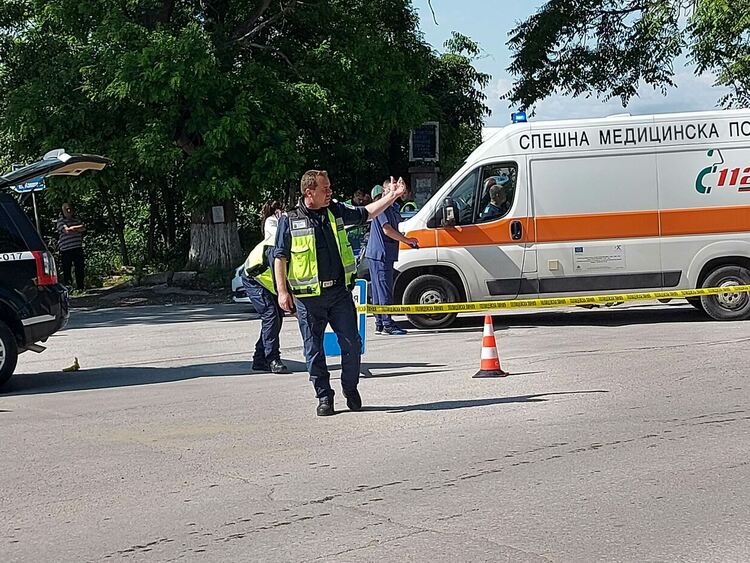 Тежка катастрофа със загинала жена и трима ранени в село Марково