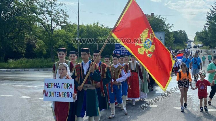 Започна двудневният международен етнофестивал „Децата на Балканите“