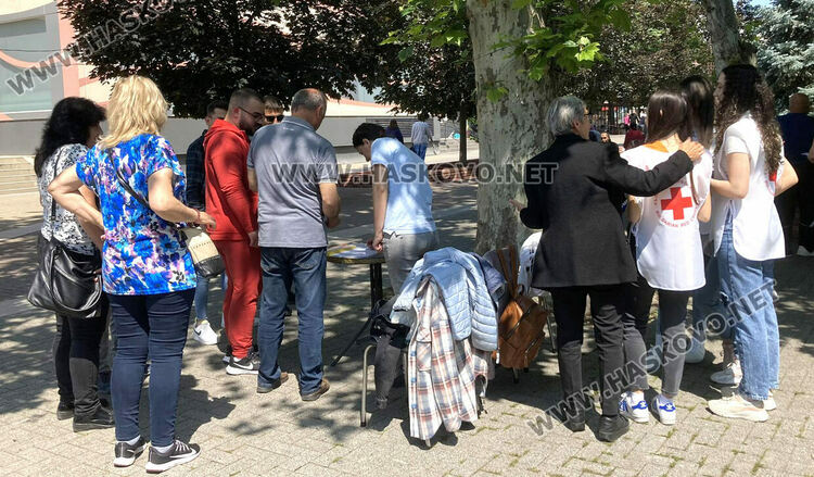 В Хасково измерваха въглеродния оксид на активни и пасивни пушачи