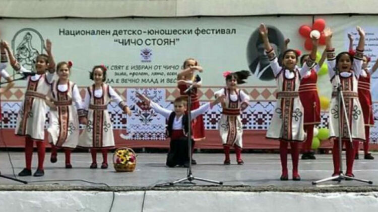 Над 600 деца ще участват в Националния детски фестивал &bdquo;Чичо Стоян&ldquo; в пернишкото село Дивотино