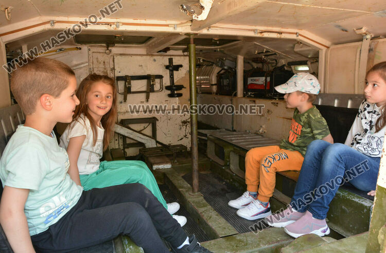 Хасковското поделение отвори врати, приеха 8 нови военнослужещи