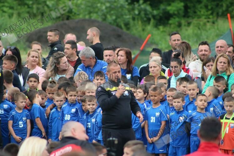 Футболна академия "Арда 1924" с подкрепата на Община Кърджали дари хиляди усмивки на деца от цяла България