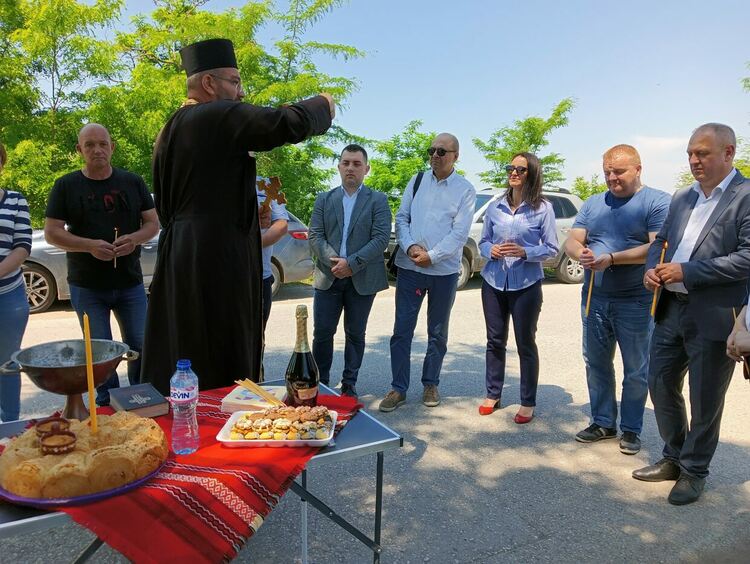 Стартира ремонт на пътя Първомай - Бяла река