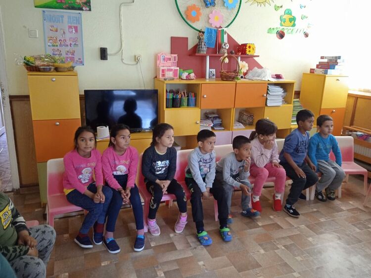 Социални работници обясняваха на децата какво е приятелство и толерантност